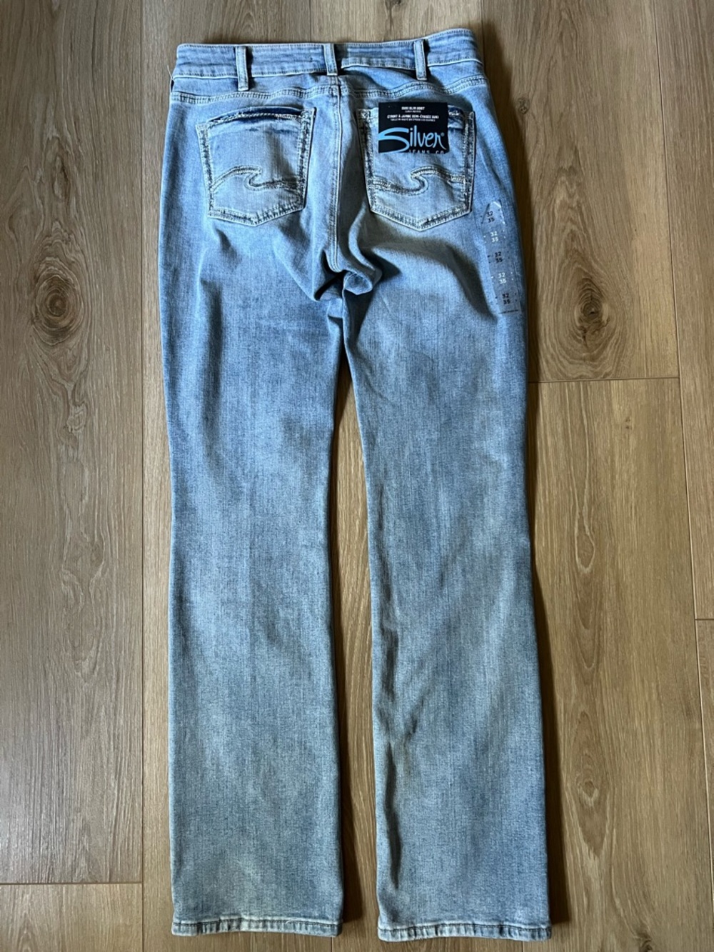 SILVER JEANS Suki Slim Boot Curvy Mid Rise Jean NWT - Picture 3 of 10